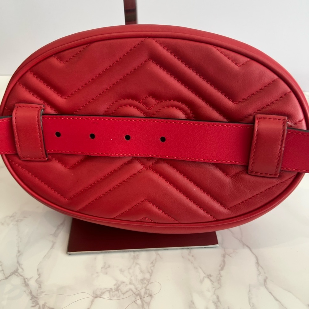 Gucci Red Marmont Belt Bag - Picture 6 of 9